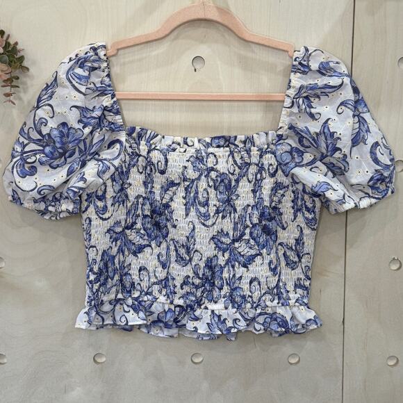LULUS Fresh Favorite White Floral Print Eyelet Top Size M NEW Smocked - Picture 6 of 10